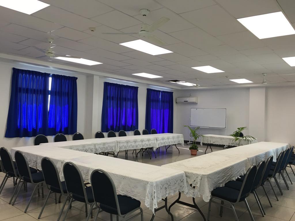 Tungi Colonnade Hotel Nuku'alofa Dış mekan fotoğraf